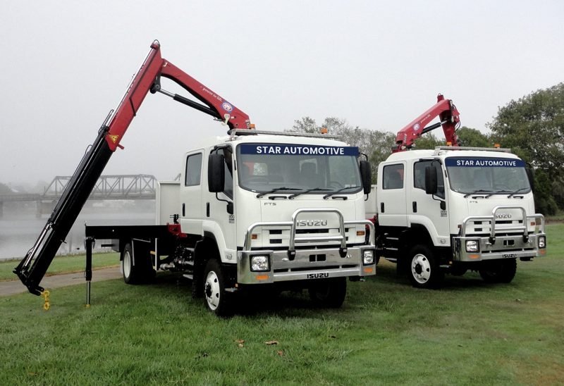 Isuzu FTS 4x4 crane trucks